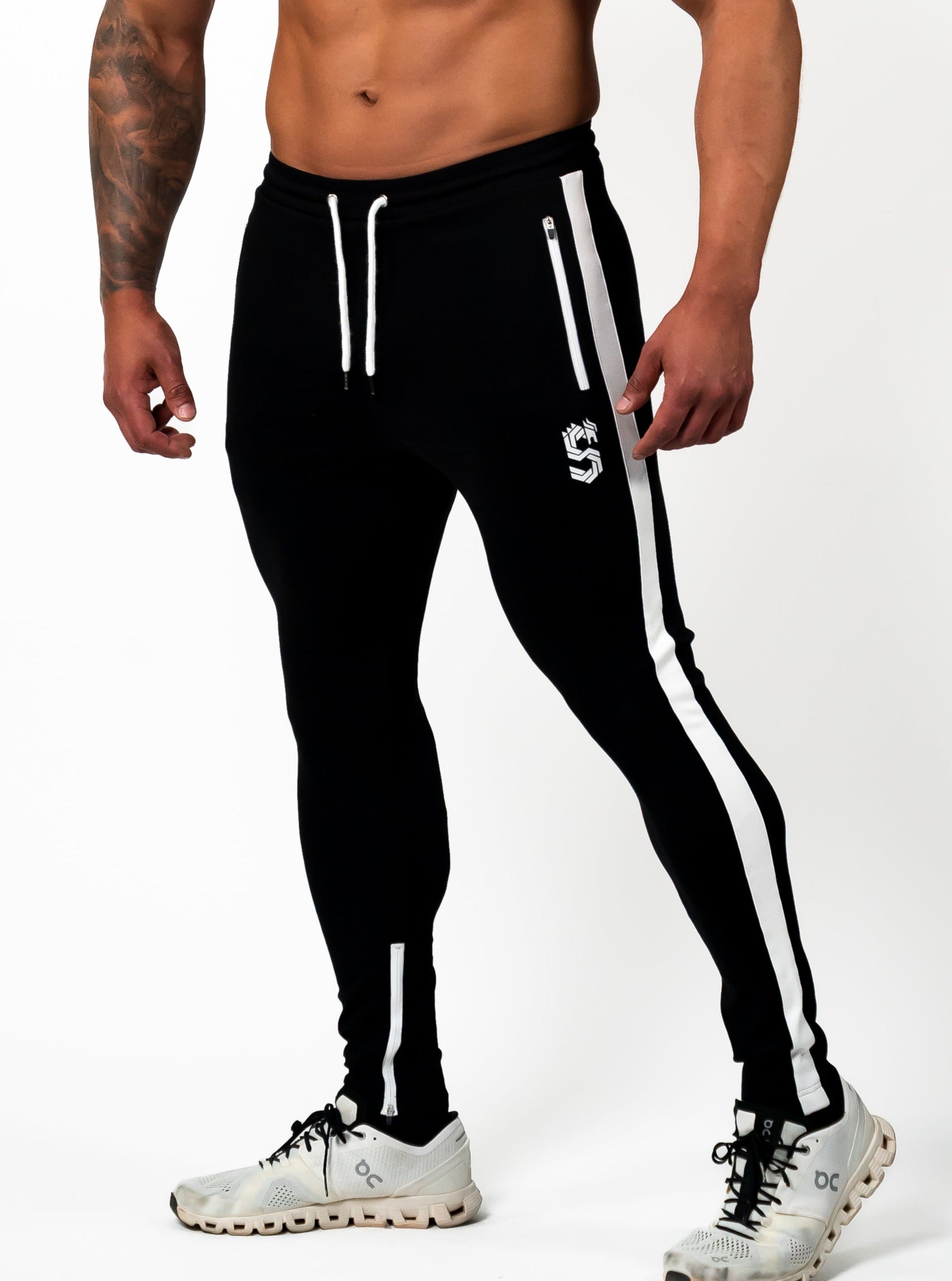 ☆超美品☆VTWELVE ロゴプリント フィットパンツ DRAGON REFLECTOR LOGO FIT PANTS - BLACK – STIMIRON