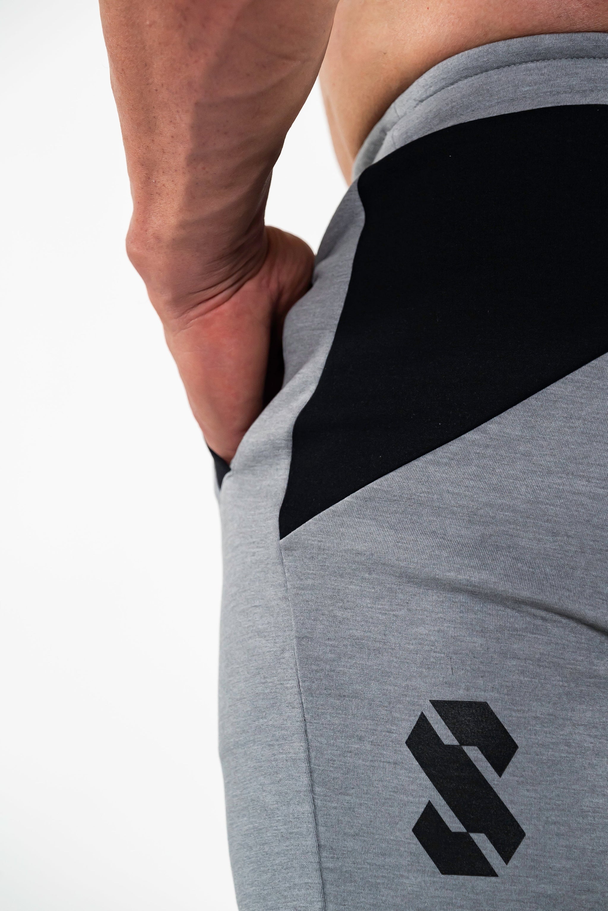 STIMIRON FIT PANTS - GRAY | 山岸秀匡 STIMIRON公式通販ショップ